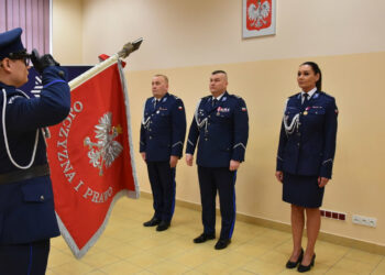 Stalowa Wola: Młodszy inspektor Mariusz Stasiak nie jest już komendantem Policji w Stalowej Woli – stery jako p.o. przejęła komisarz Kamila Guczał