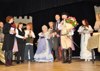 Zawichost: „Zemsta” Fredry z pomocą dla chorej Amelki