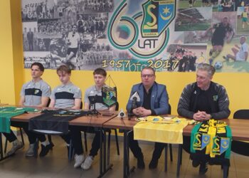 Tarnobrzeg. Start rundy wiosennej. Siarka Tarnobrzeg kontra Sokół Kolbuszowa Dolna