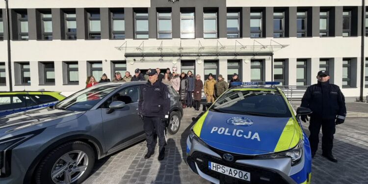 Sandomierz: Sandomierscy policjanci wzbogacili się o nowe pojazdy