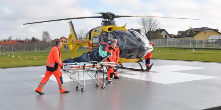 Sandomierz: Pierwsze w województwie świętokrzyskim lądowisko przy szpitalnym oddziale ratunkowym przygotowane do przyjęcia śmigłowców BH będzie przy szpitalu