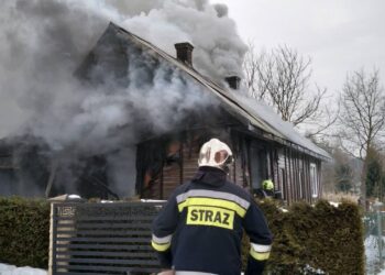 Klimontów: Pożar domu jednorodzinnego w Szymanowicach Górnych