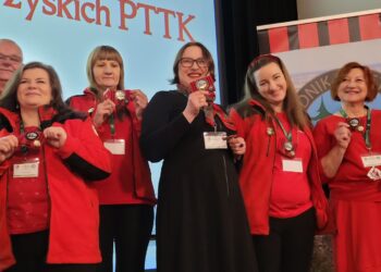 Sandomierz: Świętokrzyskie PTTK ma nowych przewodników