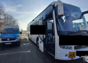 Sandomierz: Sandomierscy policjanci udaremnili niebezpieczny kurs