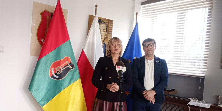 Stalowa Wola: Na konferencji radnych o spotkaniu w RDOŚ i decyzji ws dróg