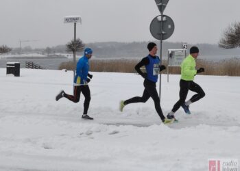 Tarnobrzeg. Zima nie odstraszyła biegaczy