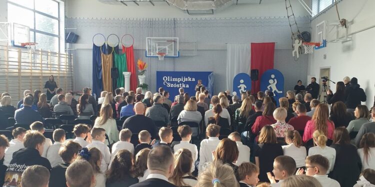 Tarnobrzeg. Wielki dzień dla uczniów i nauczycieli. Nowa sala w SP nr 6 już otwarta