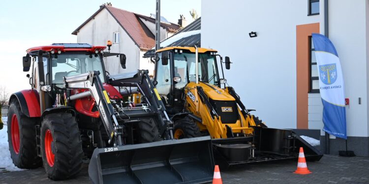 Dębica: Gminny Zakład Komunalny wzbogacił sie o nowy sprzęt…
