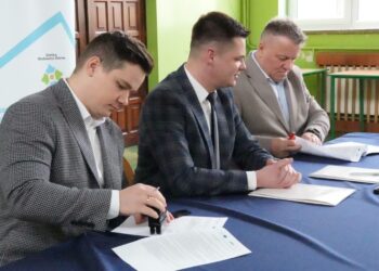 Wadowice Górne: Sala gimnastyczna w salę wielofunkcyjną