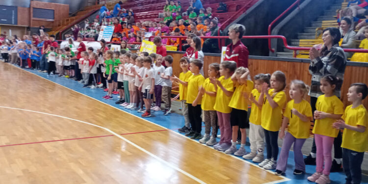 Stalowa Wola: Zimowa Olimpiada Przedszkolaków pod znakiem igrzysk