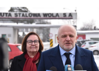 Stalowa Wola: Działacze KO apelują o poparcie u Prezydenta RP programu SAFE