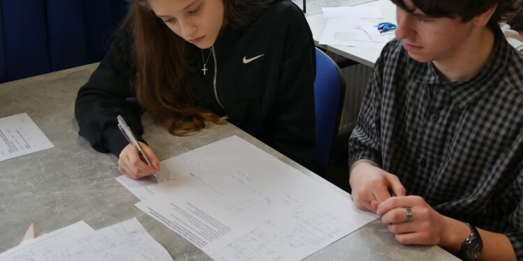 Tarnobrzeg. Matematyczne duety w Budowlance