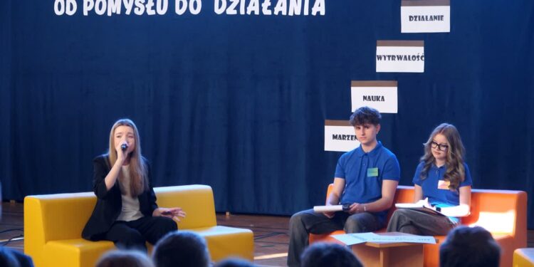 Staszów: „Lider od jutra – od pomysłu do działania” (FOTO)