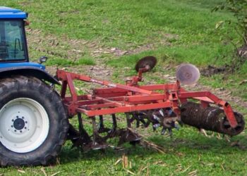 Ślęzaki, Gmina Baranów Sandomierski. Wypadek podczas prac rolniczych