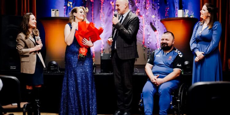 Łoniów: Muzyka i otwarte serca – koncert charytatywny Joanny Grześkiewicz dla Piotra Pawlika