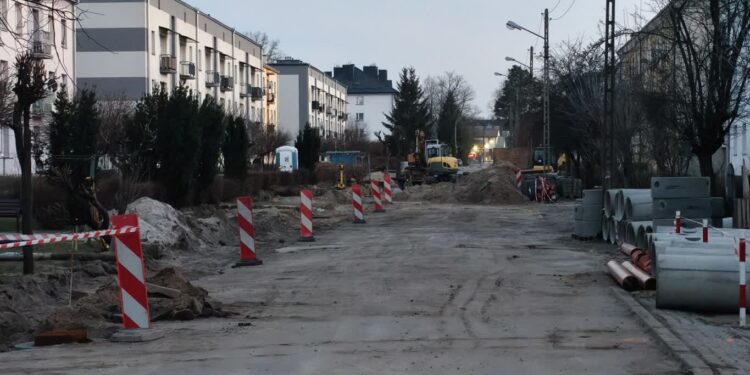 Nowa Dęba. Ulica Mickiewicza w remoncie