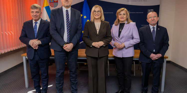 Świętokrzyskie: Miliony dla regionu. Połaniec, Sandomierz, Ożarów, Ostrowiec z dużym wsparciem