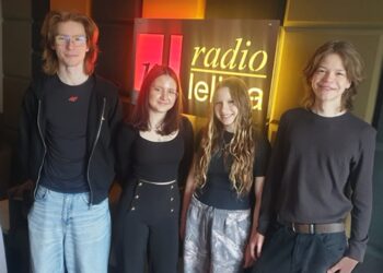 Tarnobrzeg. Uczniowie z „Hetmana”pomagają w nauce. Projekt Solven