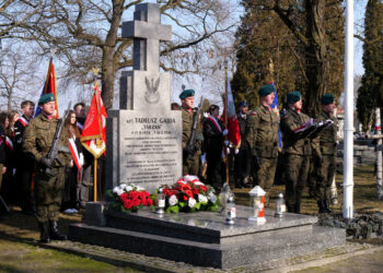 Stalowa Wola: Uroczystości wojskowe, modlitwa i bieg Tropem Wilczym – upamiętnili Żołnierzy Wyklętych