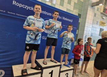 Tarnobrzeg: 10 medali UKS Delfin Tarnobrzeg poczas Podkarpackiej Ligi Pływackiej Dzieci 11–12 lat – 1 edycja, wiosna 2026