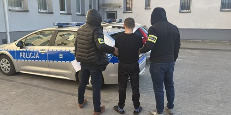 Tarnobrzeg. Groził ekspedientce śmiercią. 25-latek odpowie też za włamania