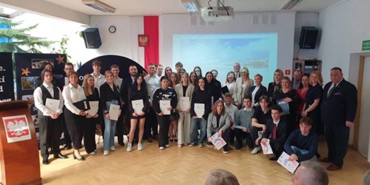 Tarnobrzeg. Nauka zawodu bez granic. Korzysta Zespół Szkół numer 1