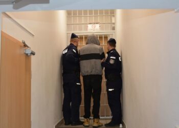 Tarnobrzeg. Agresja w sklepie i włamanie do mieszkania