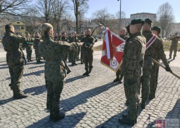Nowa Dęba. Przysięga artylerzystów