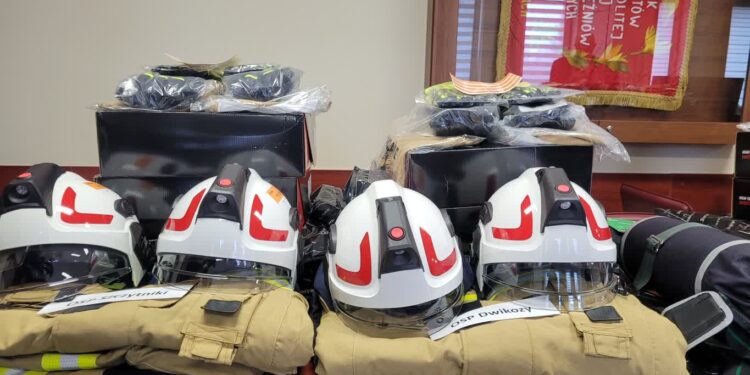 Dwikozy: Nowy sprzęt dla strażaków