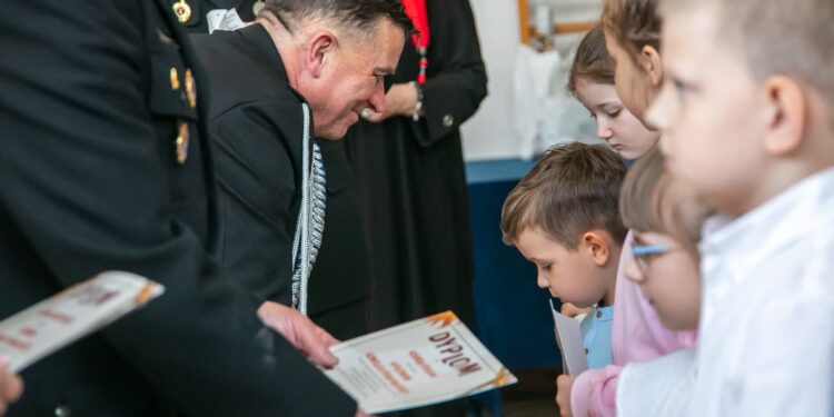 Mielec:Konkurs plastyczny  „Zapobiegajmy Pożarom”