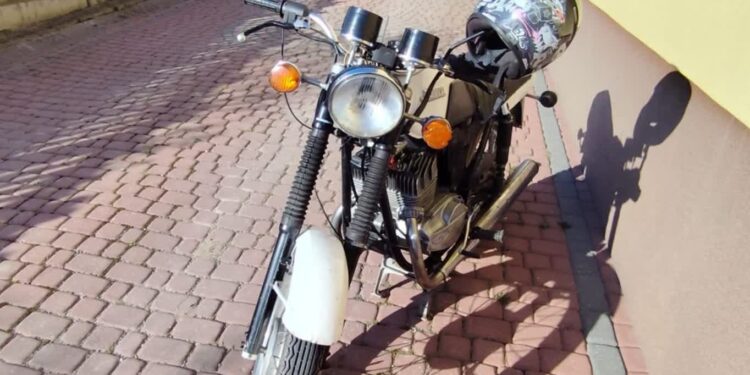 Staszów: Wsiadł na motocykl z całym pakietem przewinień. Skończyło się więzieniem