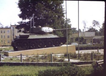 Nowa Dęba. Tu stał kiedyś czołg
