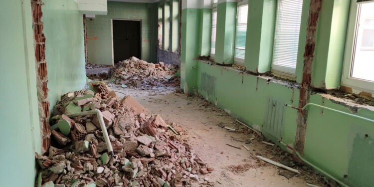 Stalowa Wola: W szpitalu ruszyła budowa Oddziału Geriatrycznego – umowa z wykonawcą podpisana