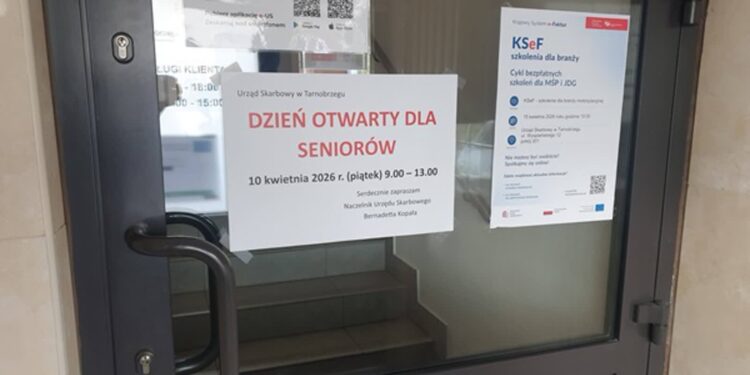 Tarnobrzeg. Seniorzy skorzystali z dnia otwartego w skarbówce