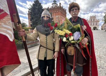 Sandomierz: Imponująca inauguracja sezonu turystycznego