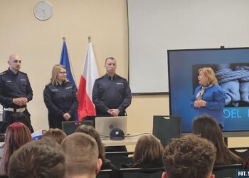 Sandomierz:  „Porozmawiajmy o bezpieczeństwie – możesz mieć na nie wpływ. Dorosły i co dalej?”