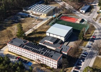 Nowa Dęba. Rozpoczęła się modernizacja warsztatów szkolnych przy ZS2