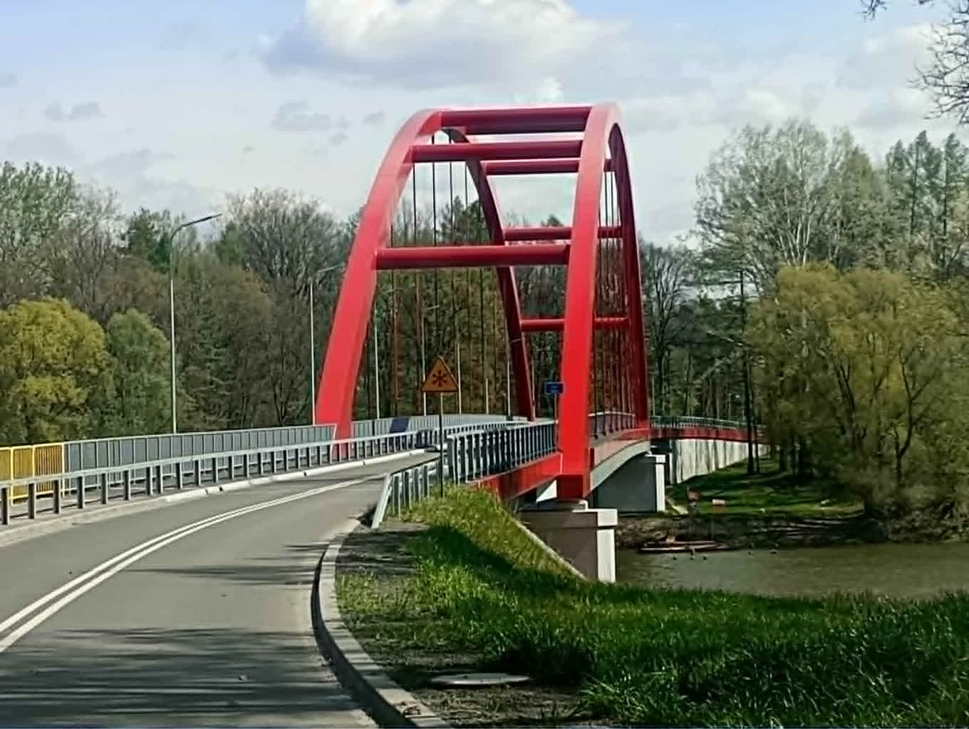 chalupki77.jpg