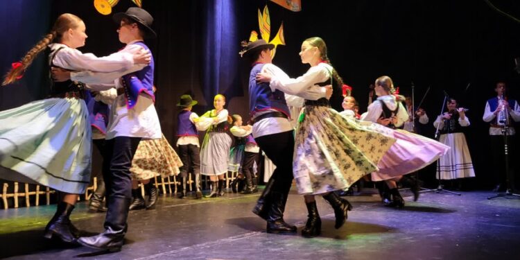 Baranów Sandomierski. Dziecięca twórczość w rytmie folkloru – czas na zgłoszenia!