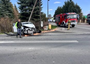Skopanie. Nie ustąpił pierwszeństwa. Dwie osoby trafiły do szpitala