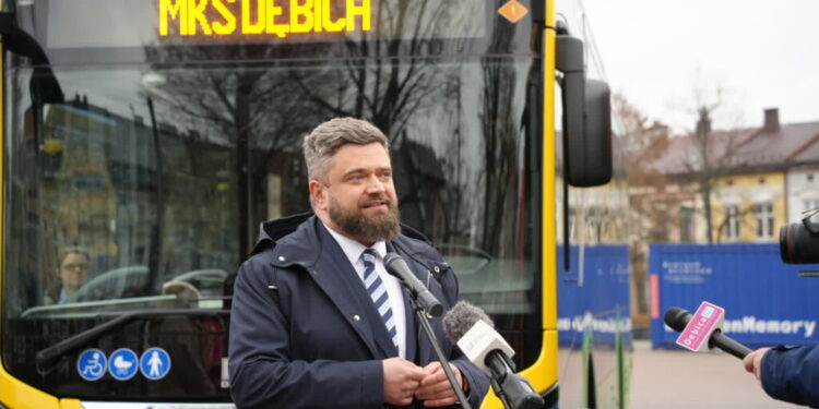 Dębica: Pierwsze „elektryki” trafiły do MKS w Dębicy.