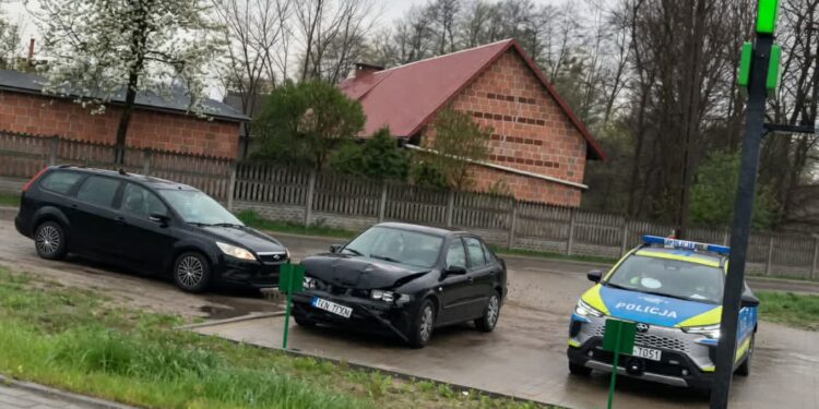 Nowa Dęba. Kolizja przy przejściu dla pieszych