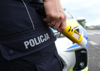 Tarnobrzeg. Pijany kierowca wiózł dzieci