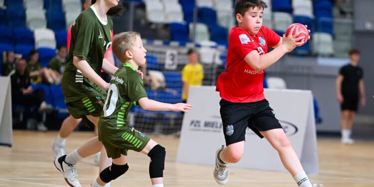 Mielec: To było prawdziwe święto dziecięcej piłki ręcznej w Miasto Mielec