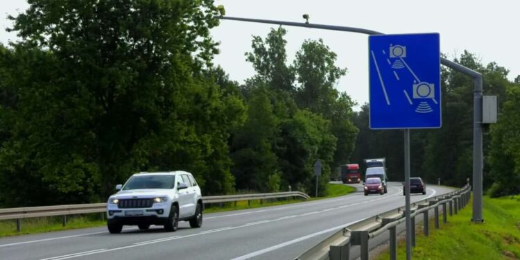 Tarnobrzeg, powiat tarnobrzeski. Mandaty nie odstraszają. Wzrost liczby przekroczeń prędkości