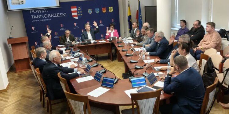 Nowa Dęba. Porodówka do likwidacji. Radni powiatowi podjęli decyzję