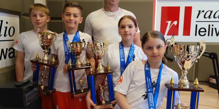 Sandomierz: Młodzi karatecy przygotowują się do 27 Młodzieżowego Turnieju Karate Kyokushin o Puchar Burmistrza Józefowa