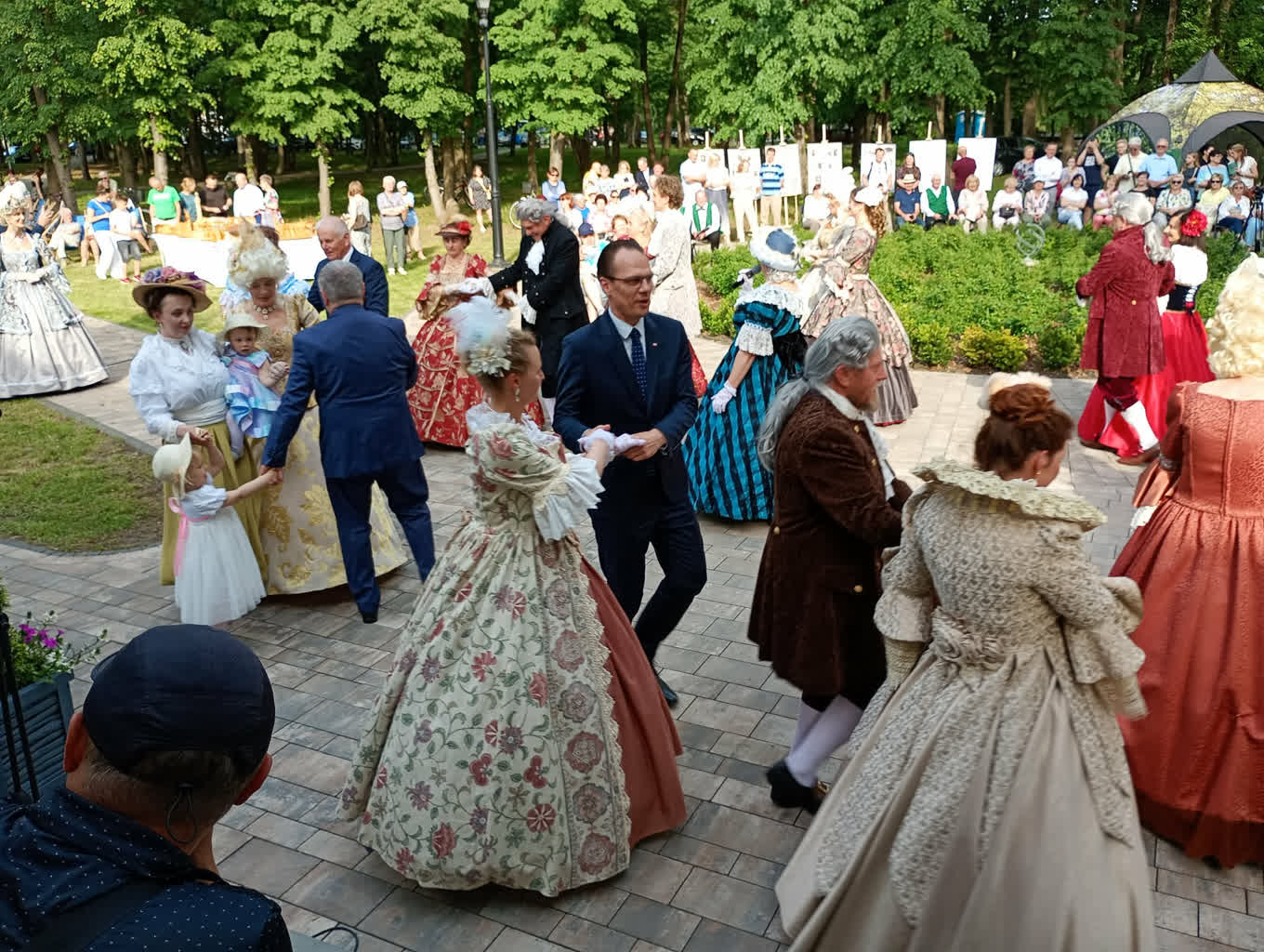 bieliny-kultura dworska-po7.jpg