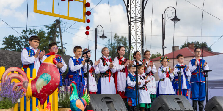 Pacanów: Ogólnopolski Konkurs „Śpiewaj i tańcz na ludowo!”