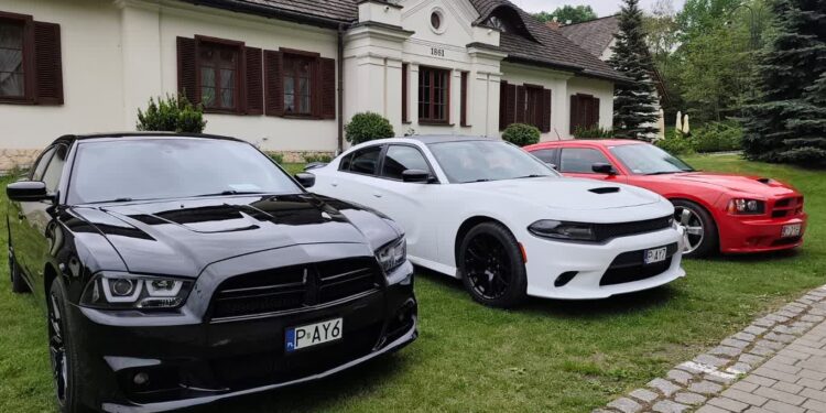 Sandomierz: I Zlot Właścicieli i Pasjonatów Dodge’a Chargera